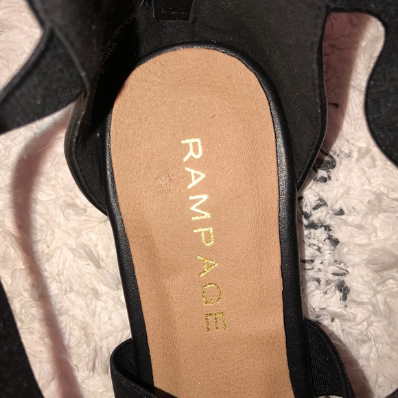 Flats - Picture 3 of 3